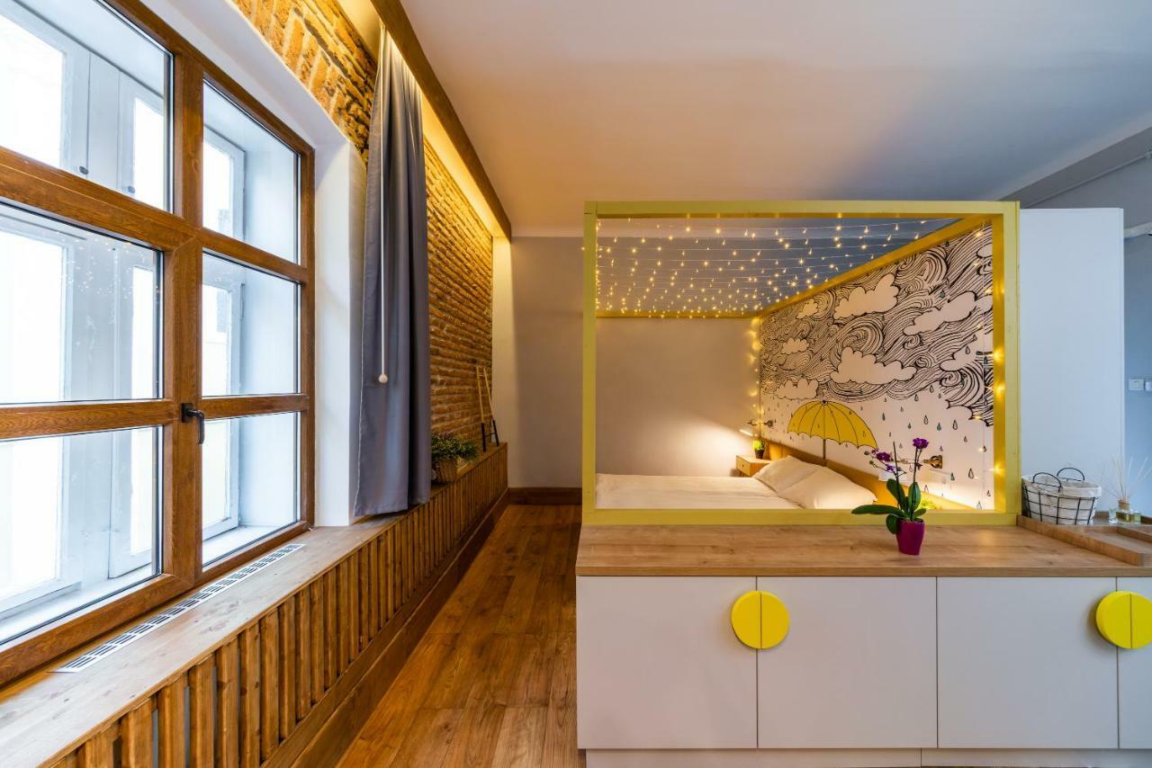 The Yellow Umbrella Studio Cluj-Napoca Ngoại thất bức ảnh