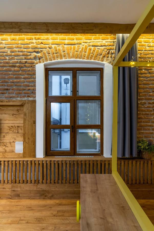 The Yellow Umbrella Studio Cluj-Napoca Ngoại thất bức ảnh