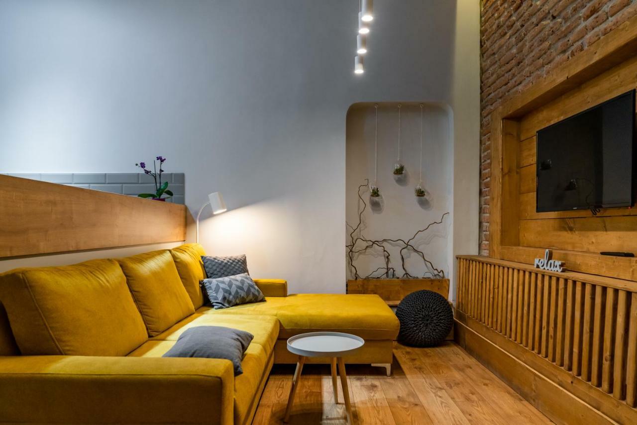 The Yellow Umbrella Studio Cluj-Napoca Ngoại thất bức ảnh